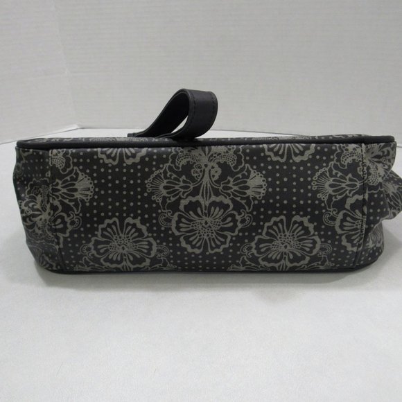 Wristlet Bag Purse Black Gray Floral Changing Pad - Picture 4 of 8